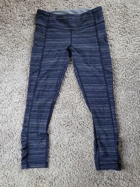 Lululemon Pace Revival 22" Cropped Leggings Reflective Logo Sz 6 Pockets (Flaw)